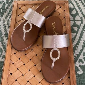 Toscanella Gold Sandals